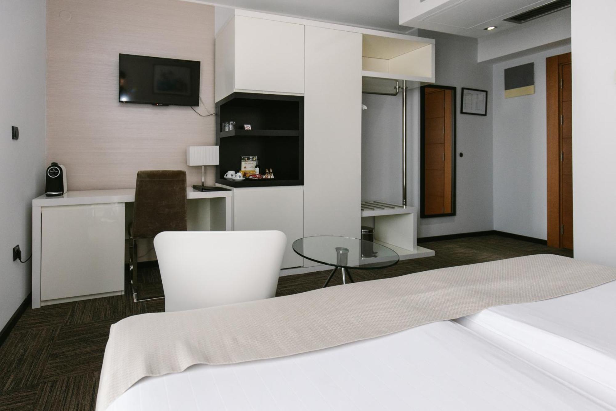 Hotel Heritage Belgrade Chambre photo